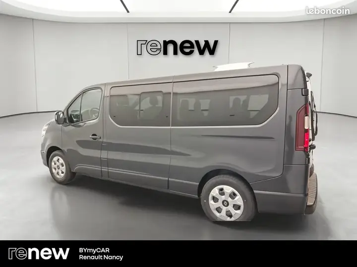 Renault Trafic 2026 photo 2