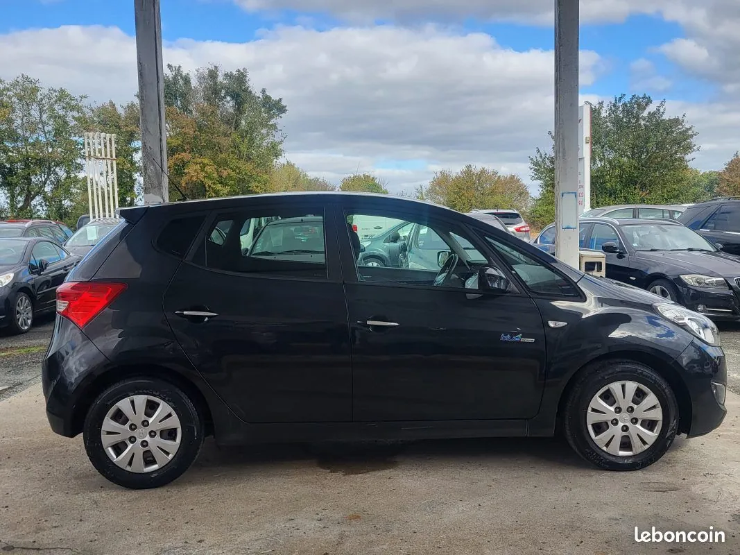 Hyundai Ix20 2011 photo 4