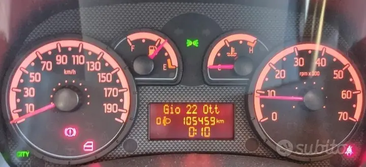 Fiat Panda 2011 photo 4
