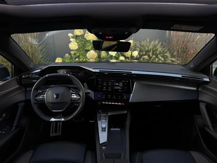 Peugeot 408 2024 photo 2