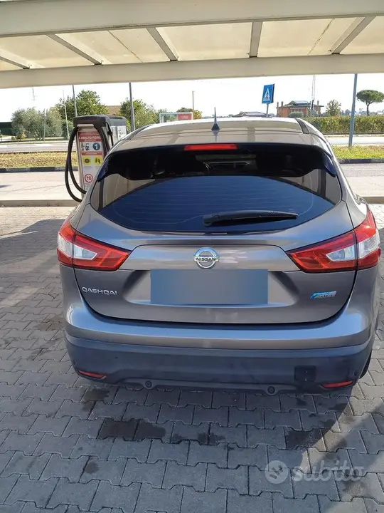 Nissan Quashqai 2014 photo 2