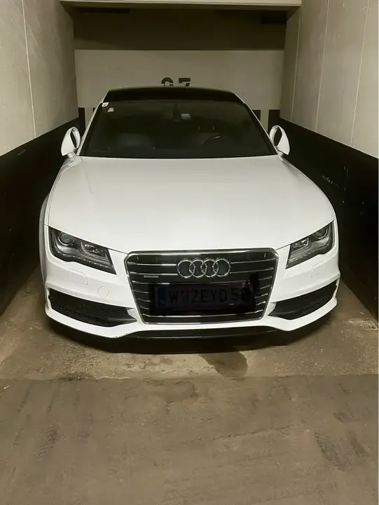 Audi A7 2012 photo 2