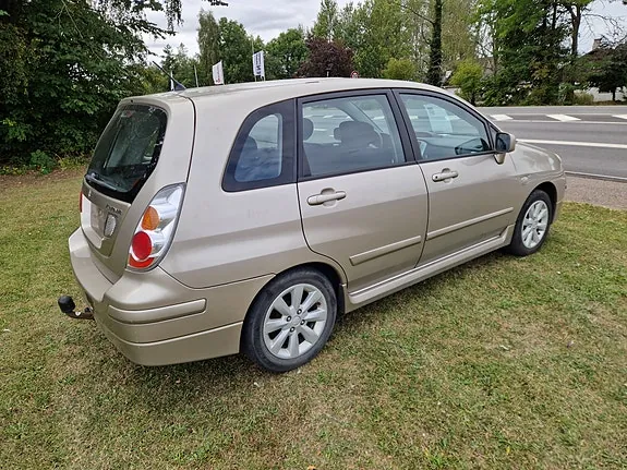 Suzuki Liana 2006 photo 3