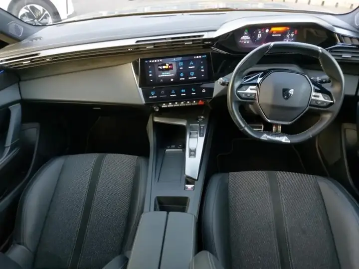Peugeot 308 2024 photo 3