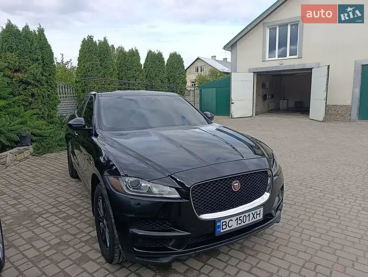 Jaguar F-Pace 2016 photo 2