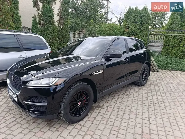 Jaguar F-Pace