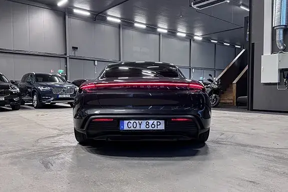 Porsche Taycan 2024 photo 5