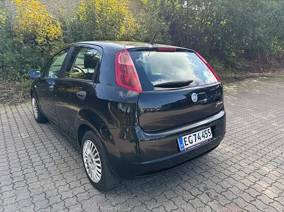 Fiat Punto 2006 photo 4