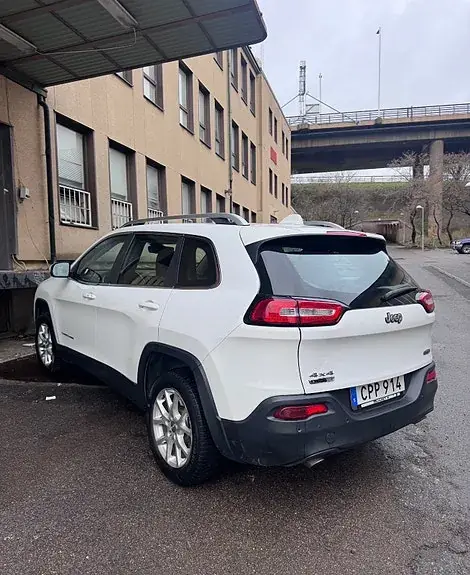 Jeep Cherokee 2014 photo 2