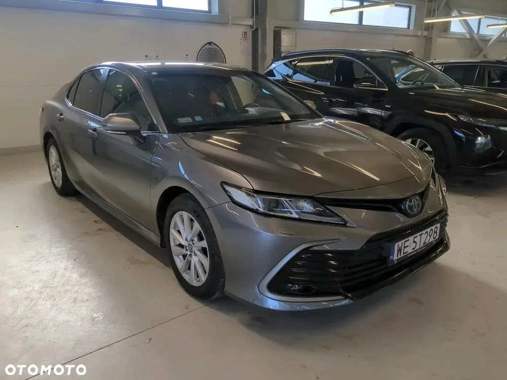 Toyota Camry 2021 photo 2