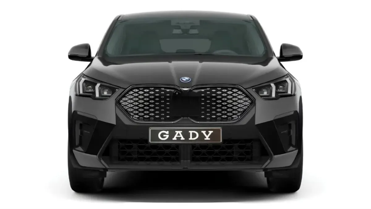 BMW Ix2 photo 2
