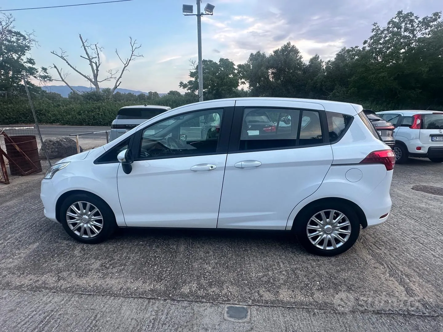 Ford B-Max 2017 photo 5