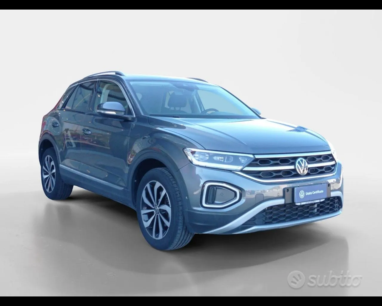 Volkswagen T-Roc 2023 photo 2
