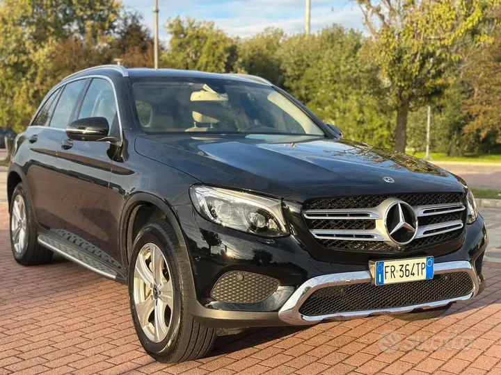 Mercedes-Benz Glc 2018 photo 2