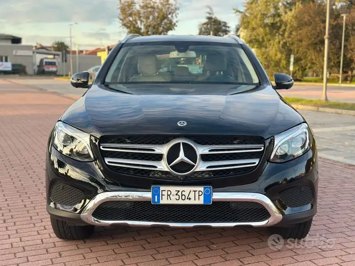 Mercedes-Benz Glc 2018 photo 4