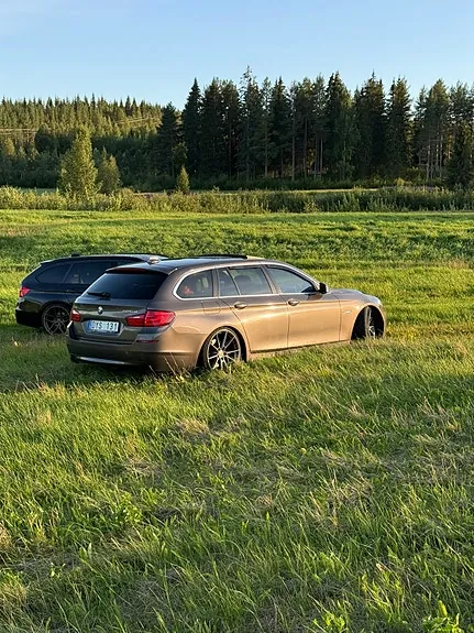 BMW 525D 2012 photo 2