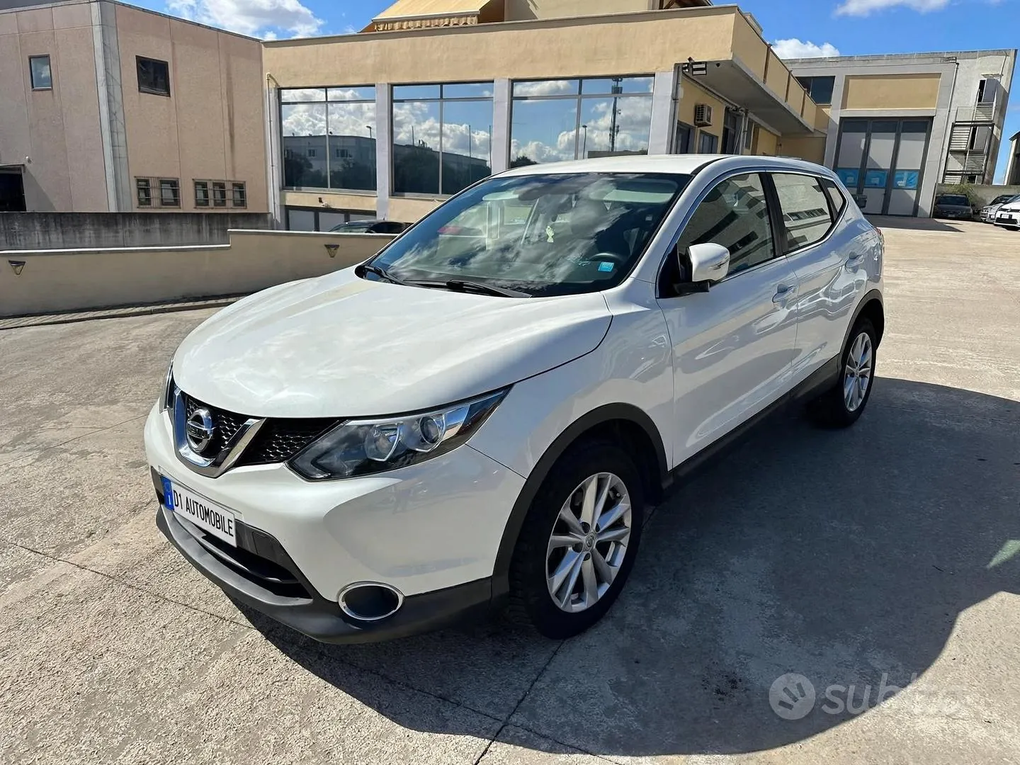 Nissan Qashqai 2014 photo 2