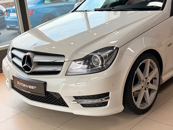 Mercedes-Benz C180 2012 photo 2