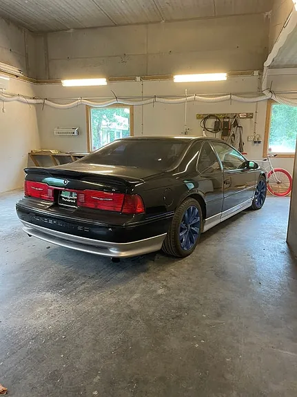 Ford Thunderbird 1990 photo 4