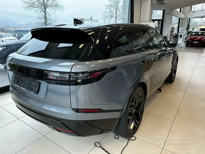 Land Rover Range Rover Velar 2023 photo 2