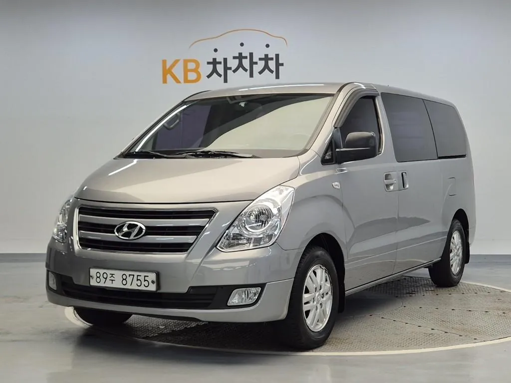 Hyundai Grand Starex