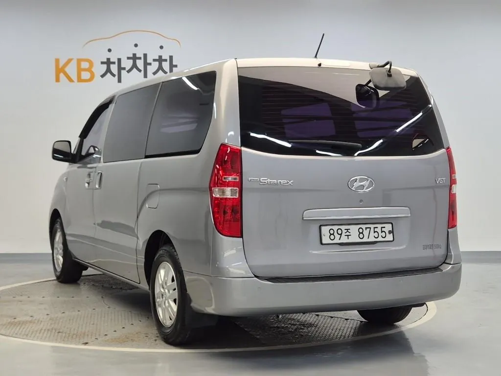 Hyundai Grand Starex 2016 photo 2