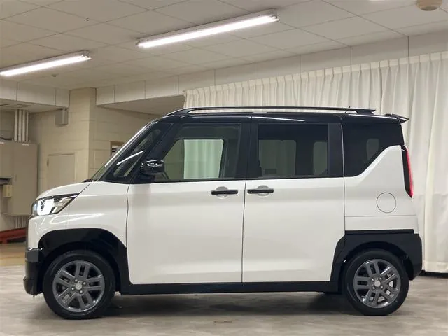 Mitsubishi Delica Mini 2025 photo 5