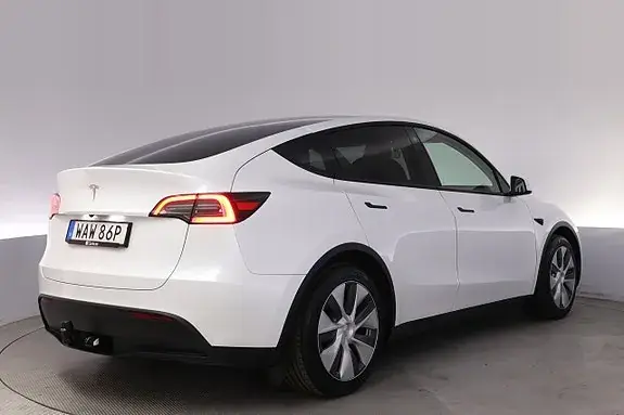 Tesla Model Y 2023 photo 5