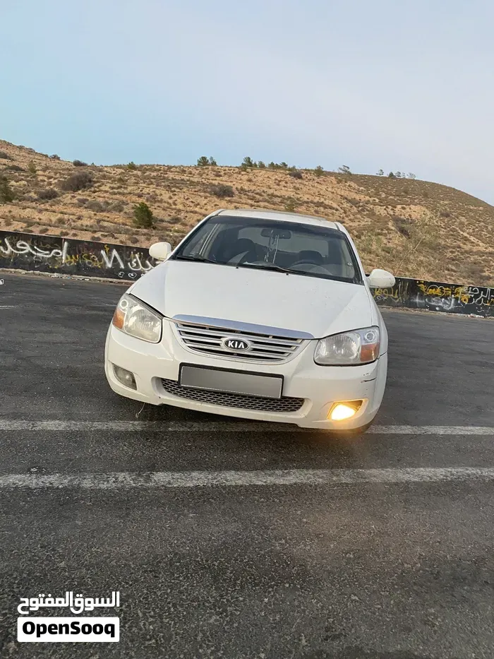 Hyundai Avante 2006 photo 2