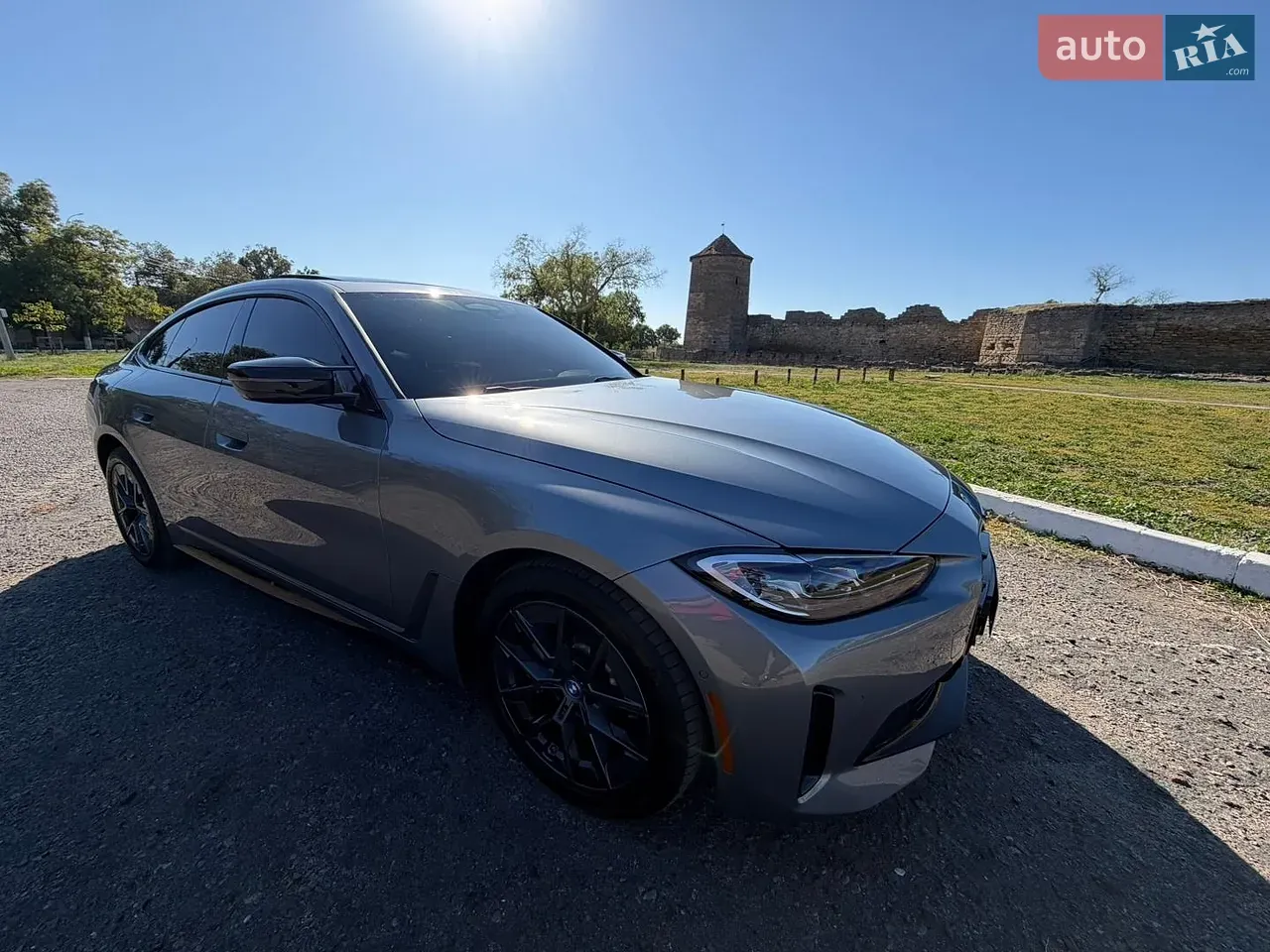 BMW I4 2023 photo 3