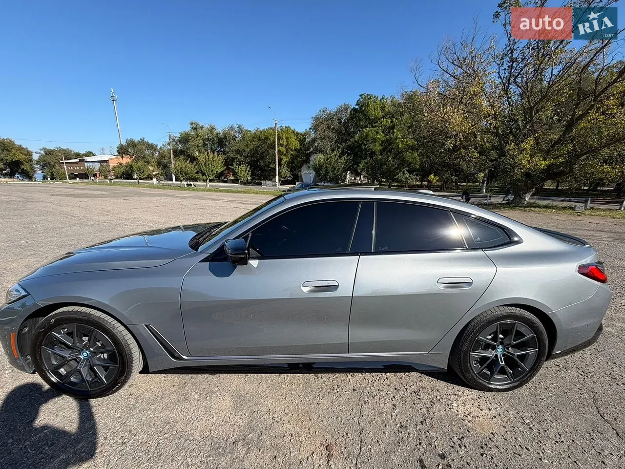 BMW I4 2023 photo 4