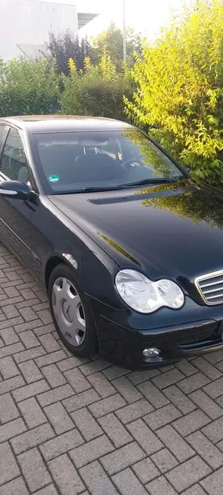 Mercedes-Benz C180