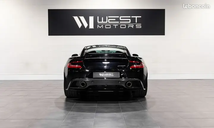 Aston Martin Vanquish 2015 photo 5