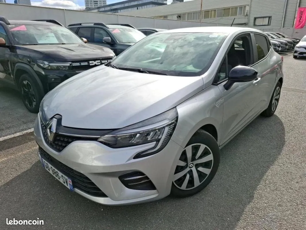 Renault Clio 2023 photo 3