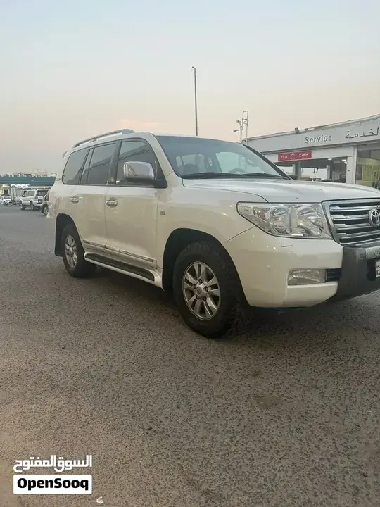 Toyota Land Cruiser 2011 photo 3