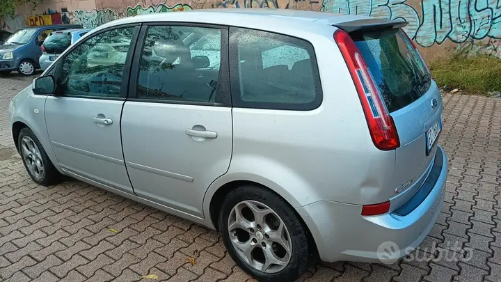 Ford C-Max 2010 photo 4