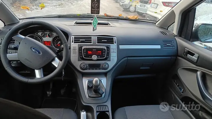 Ford C-Max 2010 photo 2