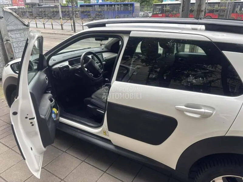 Citroen C4 Cactus 2015 photo 3
