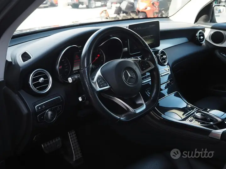 Mercedes-Benz Glc 2018 photo 4
