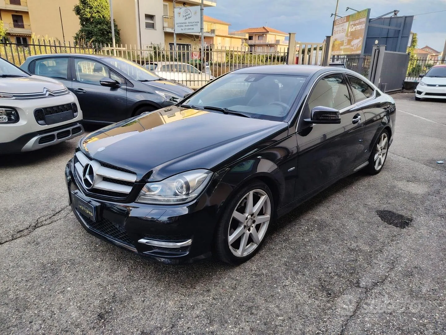 Mercedes-Benz C-Class 2011 photo 3