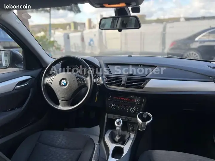 BMW X1 2012 photo 2