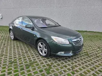 Opel Insignia photo 2