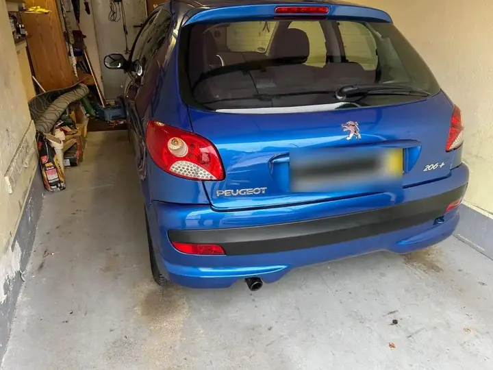 Peugeot 206