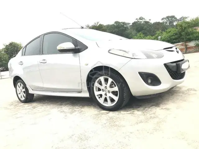 Mazda Mazda2