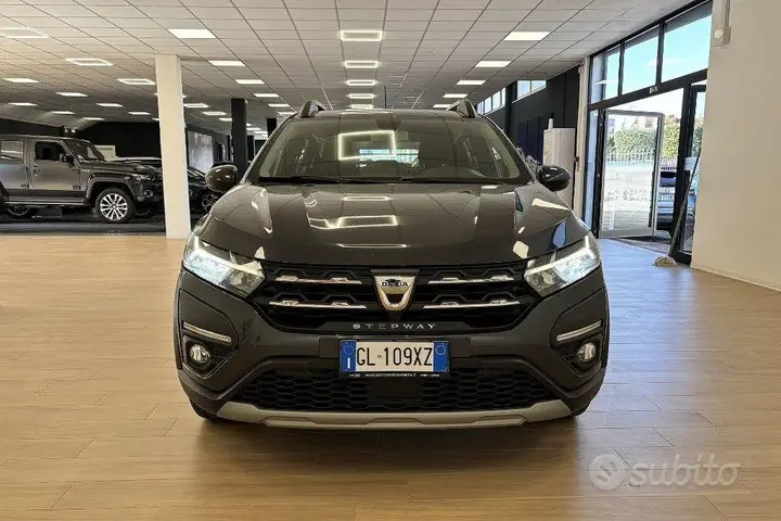 Dacia Sandero 2022 photo 2