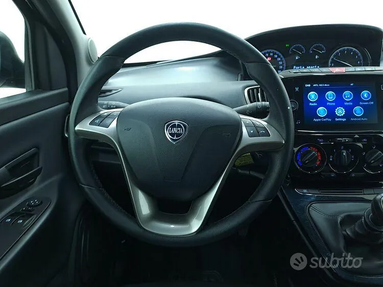 Lancia Ypsilon 2023 photo 4
