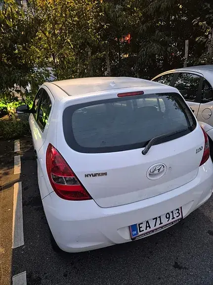 Hyundai I20 2009 photo 2