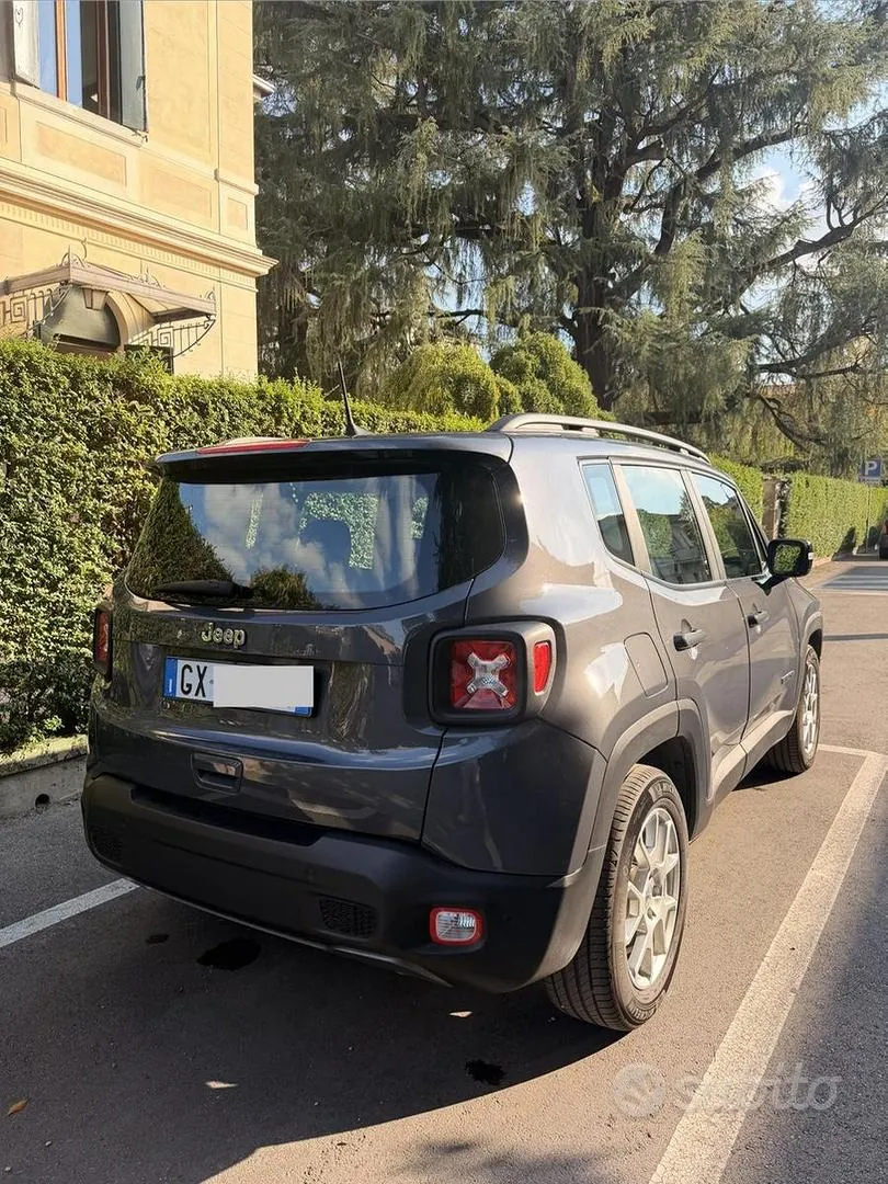 Jeep Renegade 2025 photo 2