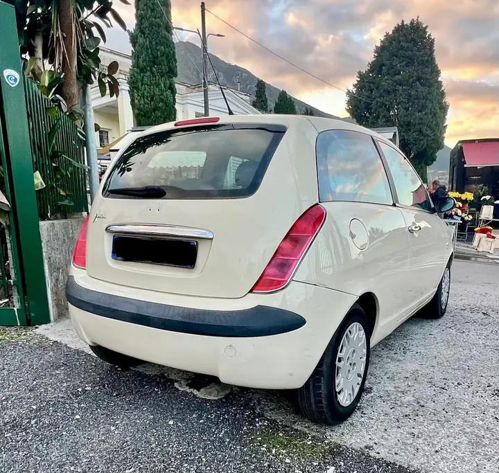 Lancia Ypsilon 2005 photo 4