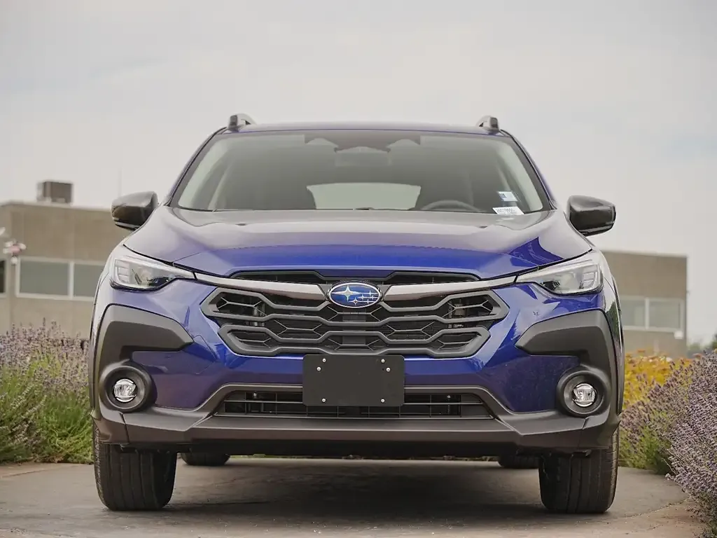 Subaru Crosstrek 2026 photo 2
